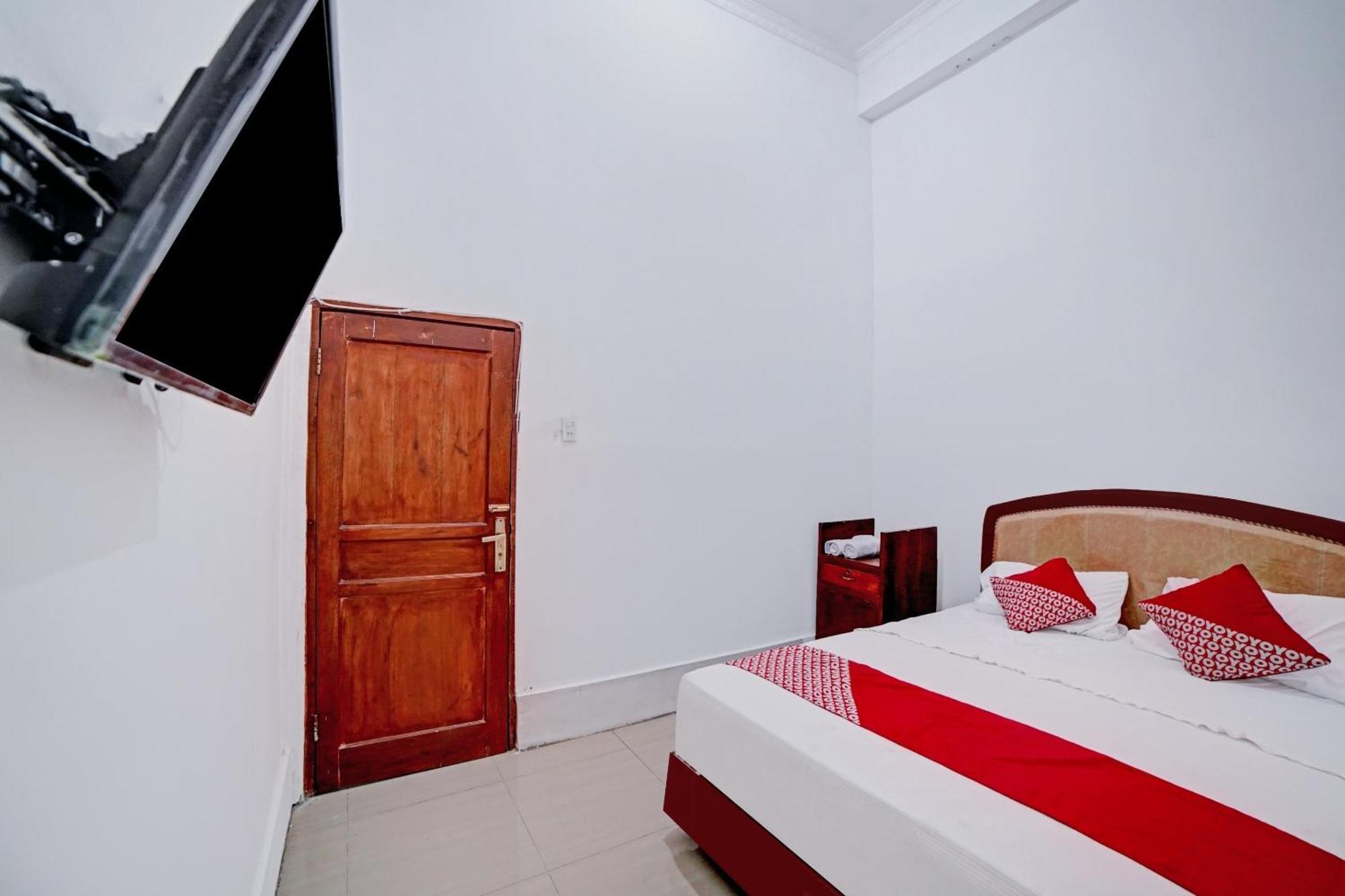 Oyo 90387 Sepakat Hotel Medan