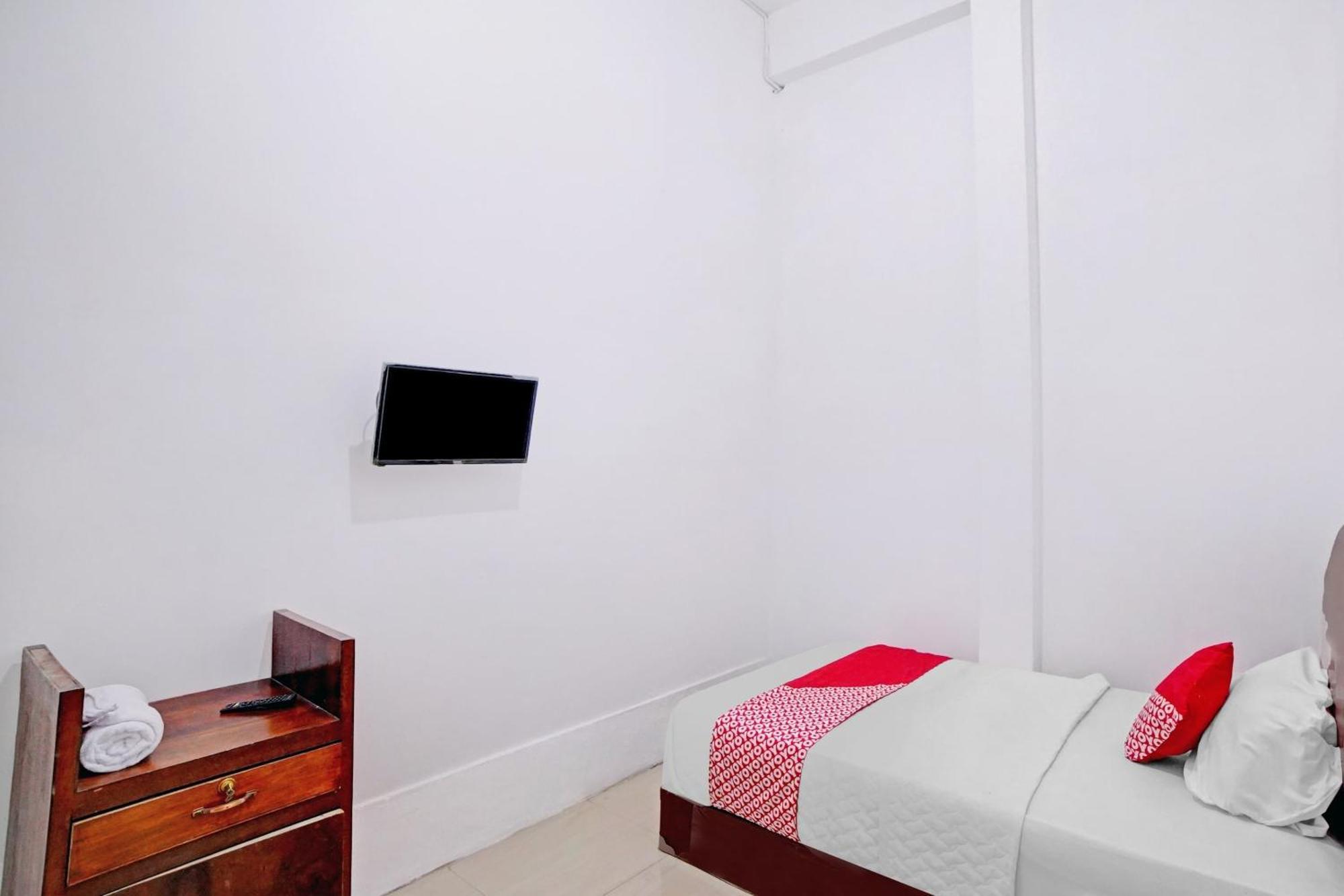 Oyo 90387 Sepakat Hotel