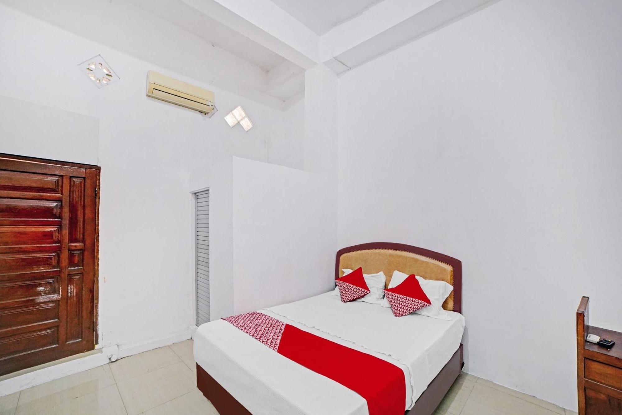 Oyo 90387 Sepakat
